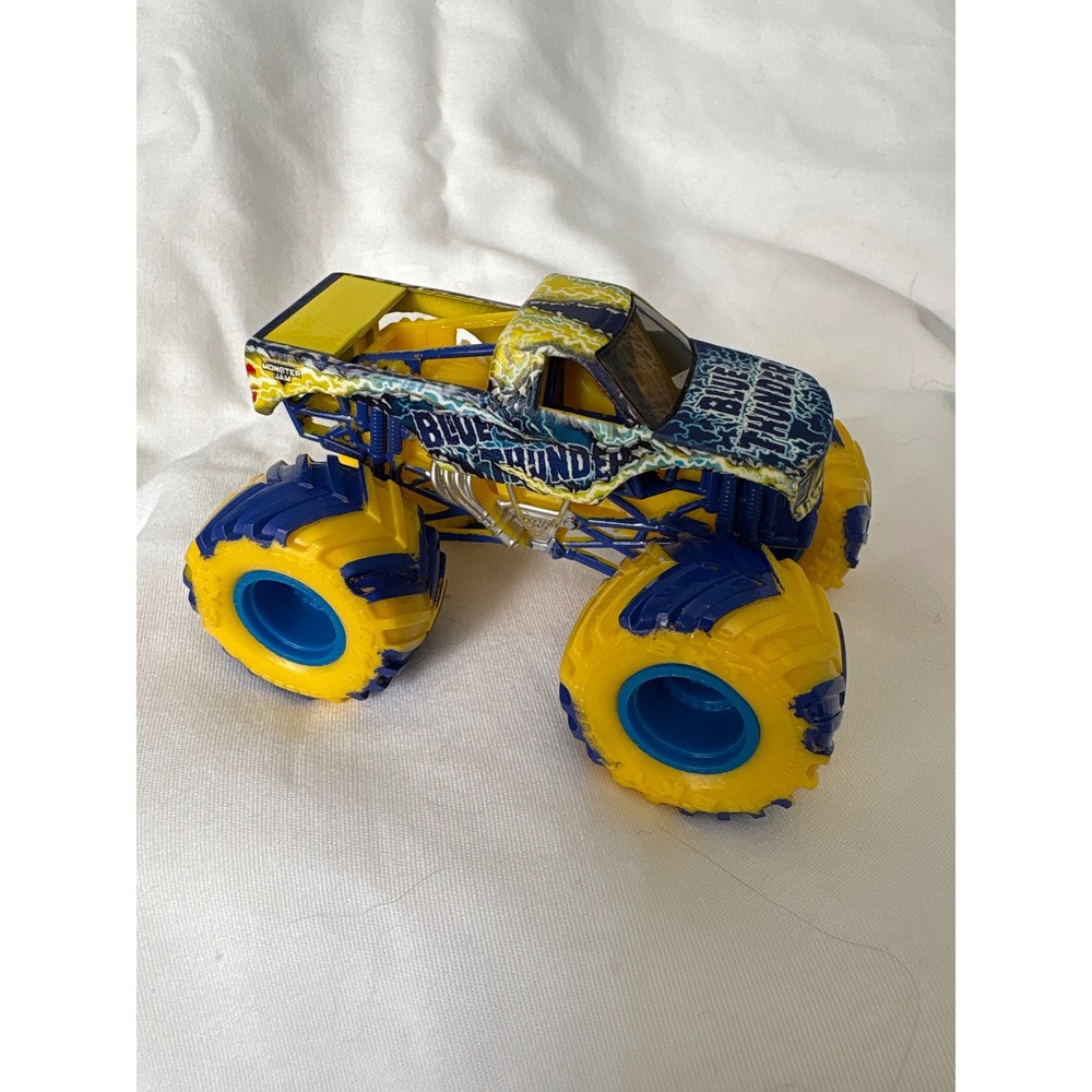 Customized Monster Jam Blue Thunder Monster Truck Blue Yellow 1:64 Scale Die-Cas